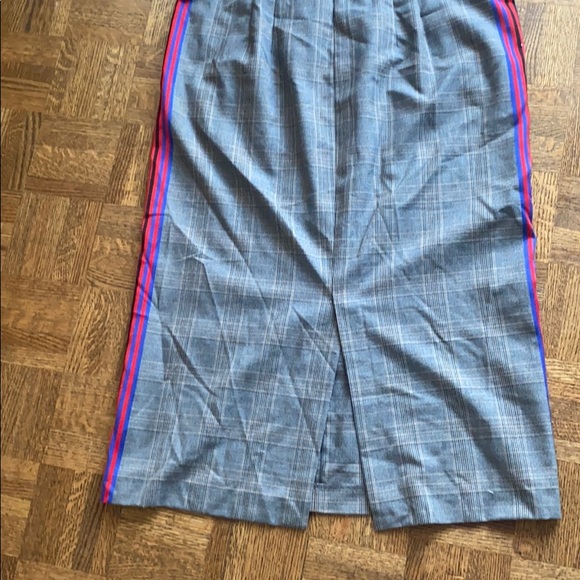 Zara stripped skirt (I need to iron) - Picture 5 of 5